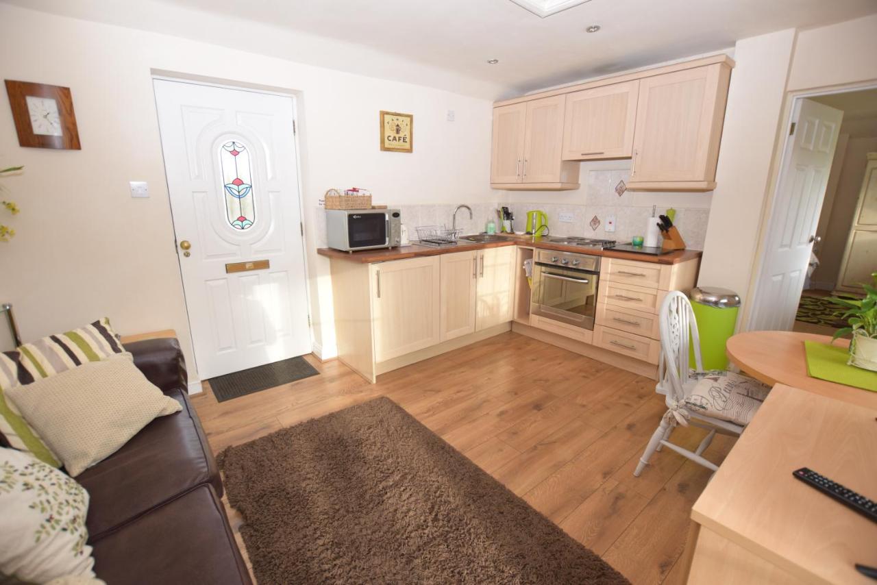 Little Rushbrook Cottages Tanworth Esterno foto